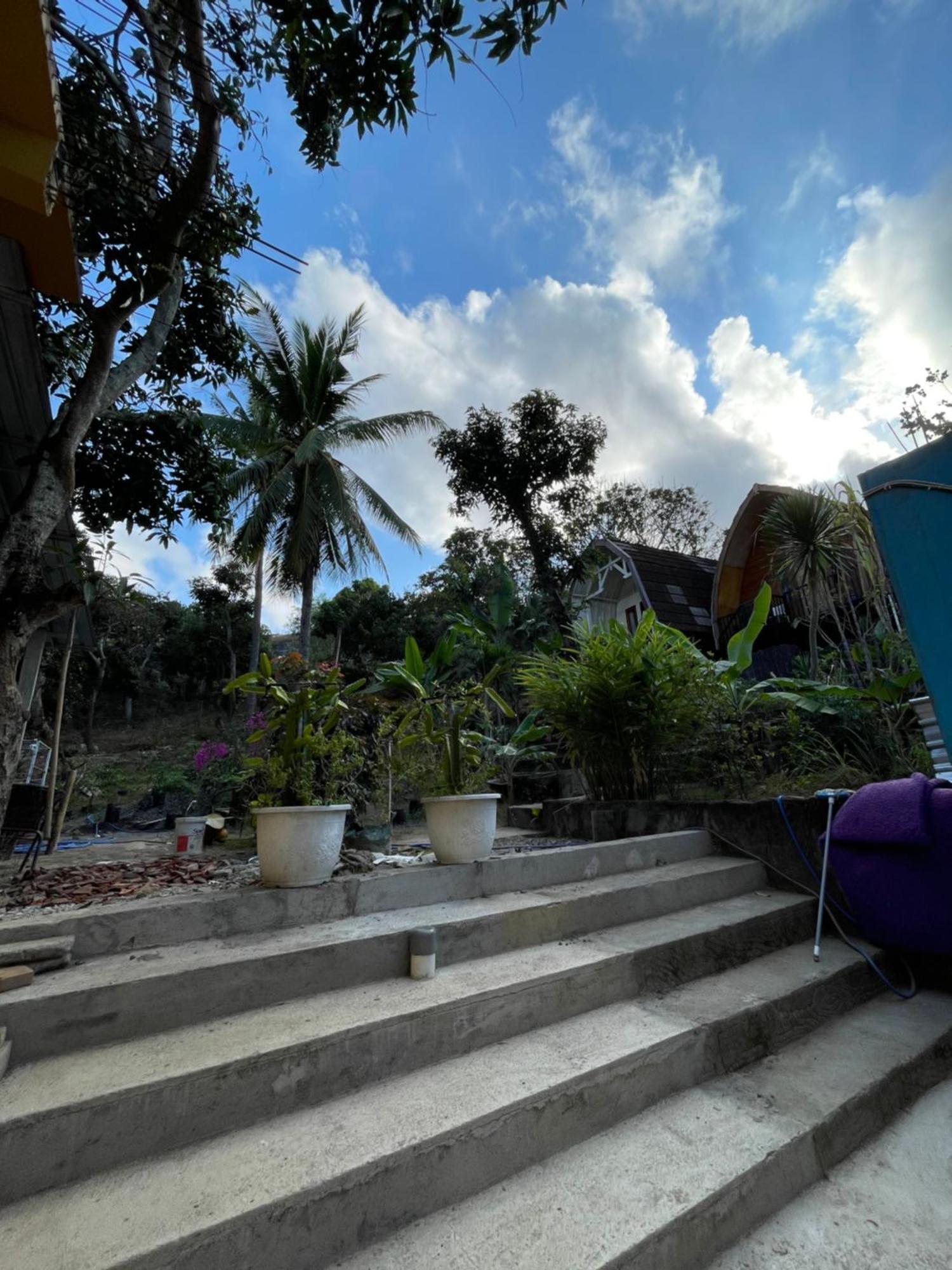 Tri Putri Homestay Kuta  Exterior photo